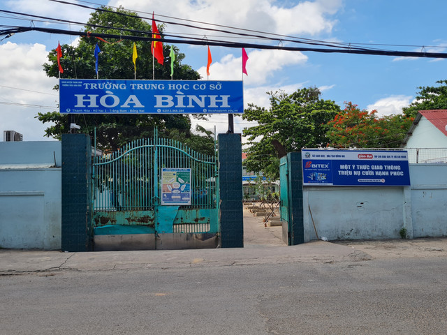 Dong Nai: Vi sao Du an Truong THCS Hoa Binh chi dinh ca 7 goi thau?