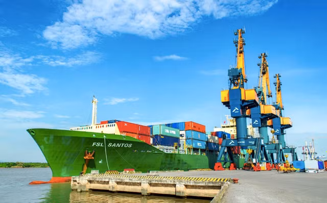 'Bat song' gia cuoc cao, Hai An cho thue them 2 tau trong thang 7