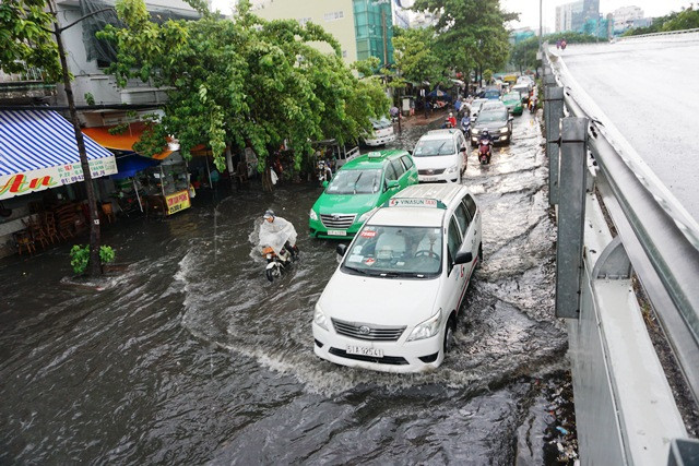 TPHCM: Xay dung tram bom tieu thoat nuoc phuc vu cong tac chong ngap