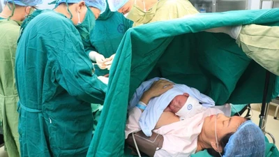 Sản phụ được phẫu thuật lấy thai thành công.