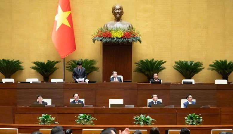 Quốc hội thảo luận về hàng loạt chính sách đột phá phát triển y tế, giáo dục