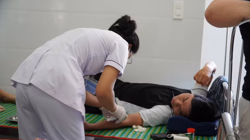 Ngộ độc bánh mì tại Gia Lai khiến nhiều người nhập viện