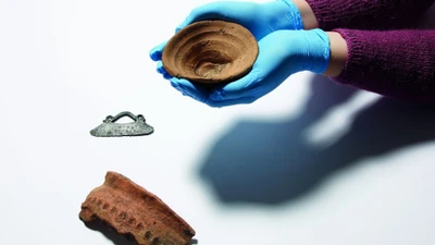 Bí mật khó tin về hàng ngàn cốc đất sét 3.500 tuổi của Hy Lạp