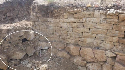 Hộp sọ hé lộ bí mật tàn bạo của người La Mã