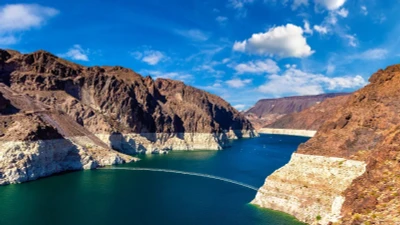 Âm thanh ma quái khiến Nevada chấn động
