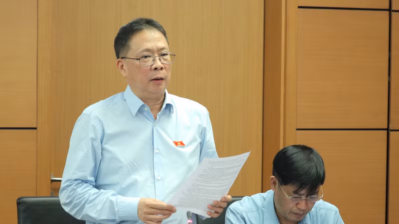 ĐBQH Châu Văn Minh đề xuất giảm chồng chéo thủ tục doanh nghiệp