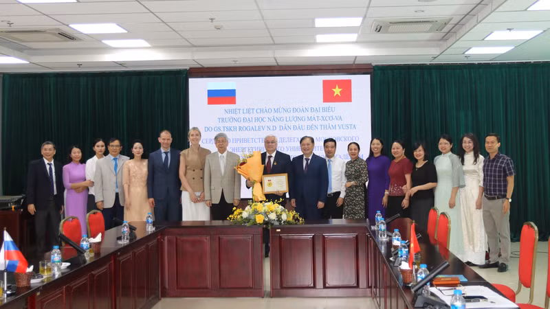 VUSTA và Đại học Năng lượng Matxcơva thắt chặt hợp tác khoa học, công nghệ cao