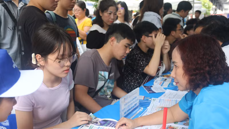 Hướng dẫn thí sinh hoàn thành đăng ký tuyển sinh hiệu quả cuối mùa