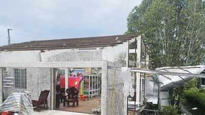 Cà Mau: Vòi rồng giữa đêm gây thiệt hại hàng trăm triệu đồng