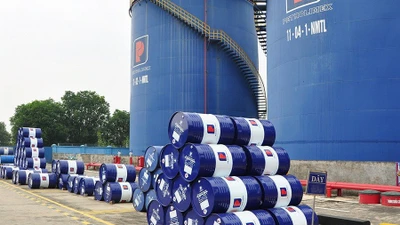 Chính phủ giảm thuế nhập khẩu nhiều mặt hàng xăng dầu về 0% đến hết tháng 4