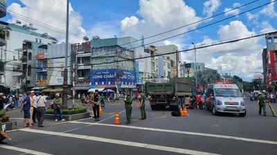 Tai nạn tại ngã tư Diên Hồng khiến một người tử vong