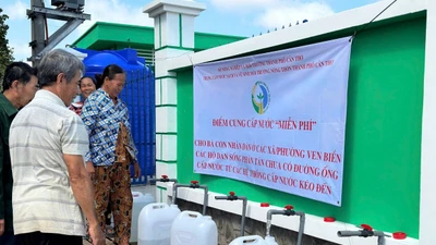Cần Thơ lắp 37 điểm cấp nước sạch miễn phí cho người dân vùng ven biển