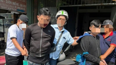 Hai đối tượng hỗn chiến ở phường Chánh Hưng bị bắt tại Bến Lức