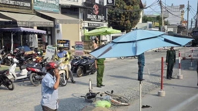 Một người đàn ông tử vong sau va chạm với xe tải tại phường Bình Trưng