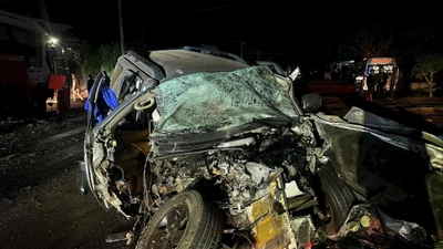 Va chạm giữa hai ôtô trên Quốc lộ 14, hai người tử vong