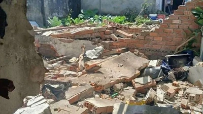Nổ lớn làm sập nhà dân tại Đắk Lắk, một người nhập viện