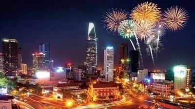 TP HCM bắn pháo hoa tại 6 điểm chào năm mới 2026