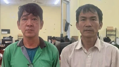 Vụ đánh nhau bằng nón bảo hiểm giữa giao lộ: Công an khởi tố 2 bị can