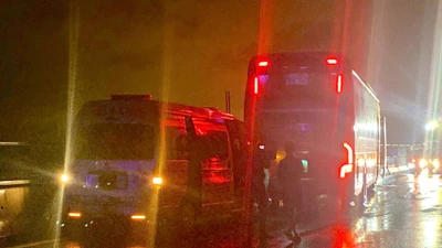 Bệnh nhân nguy kịch tử vong sau va chạm xe cứu thương trên cao tốc 