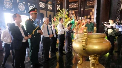 Họp mặt truyền thống cách mạng Sài Gòn - Chợ Lớn - Gia Định Xuân Bính Ngọ