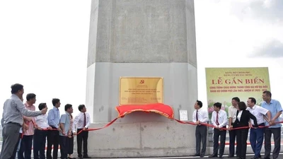 Cầu Rạch Miễu 2 được công nhận là công trình tiêu biểu chào mừng Đại hội Đảng