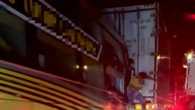 Liên tiếp hai vụ va chạm trên cao tốc qua Lâm Đồng trong đêm