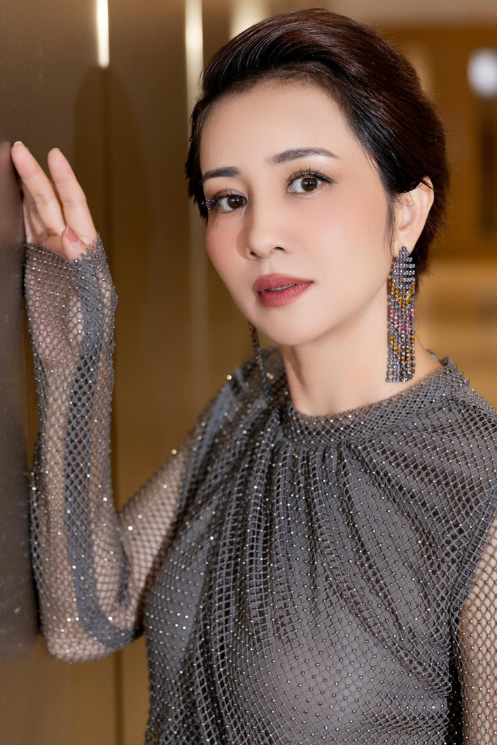 Hiện Nguyễn Thúy Hiền dành thời gian phát triển kinh doanh chuỗi nhà hàng tại sân bay. Bên cạnh đó, cô cũng tự hào khi hai con gái ngày càng trưởng thành, xinh đẹp và có năng khiếu nghệ thuật.