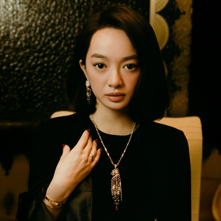 Trong bảng đề cử, Kaity đứng cùng nhiều gương mặt nổi tiếng quốc tế như Ana de Armas, Ariana Grande, Saho Michishige, Shimian Xiong hay Afra Saraçoğlu. Đây là lần đầu tiên nữ diễn viên sinh năm 1999 được đưa vào danh sách đề cử của bảng xếp hạng sắc đẹp danh tiếng này, nhanh chóng thu hút sự quan tâm lớn từ khán giả trong nước.