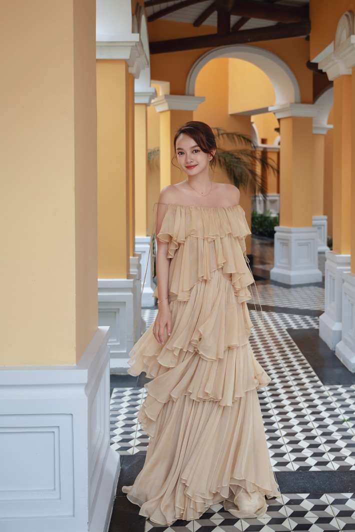 Kaity Nguyễn được đánh giá là mỹ nhân tài sắc vẹn toàn, trở thành "đối thủ nặng ký" của nhiều người đẹp trong showbiz.