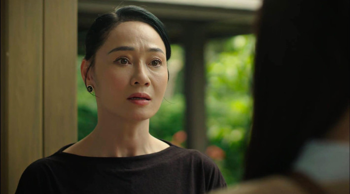 Nhân vật của cô là một người mẹ khó tính, thường xuyên có những lời lẽ cay nghiệt với nữ chính Thương do Quỳnh Kool thủ vai. Lối diễn chân thực, sắc sảo đến mức “đáng ghét” đã khiến không ít người xem bức xúc nhưng đồng thời cũng là minh chứng rõ ràng cho tài năng diễn xuất của nữ nghệ sĩ.