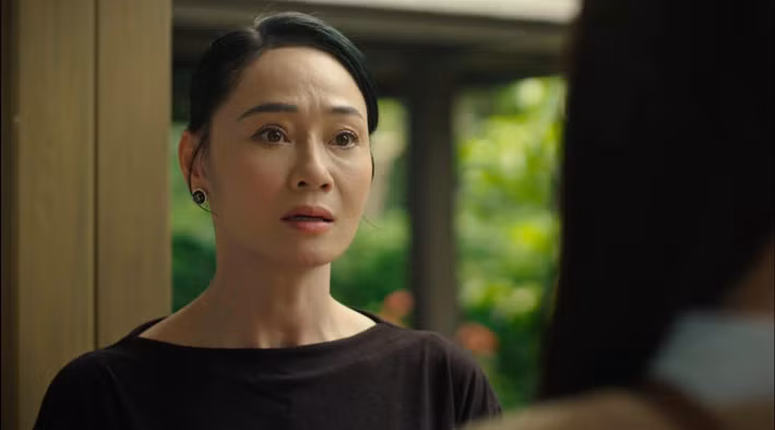 Nhân vật của cô là một người mẹ khó tính, thường xuyên có những lời lẽ cay nghiệt với nữ chính Thương do Quỳnh Kool thủ vai. Lối diễn chân thực, sắc sảo đến mức “đáng ghét” đã khiến không ít người xem bức xúc nhưng đồng thời cũng là minh chứng rõ ràng cho tài năng diễn xuất của nữ nghệ sĩ.