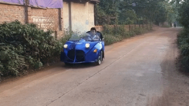 Dân Hà Nội tự chế ôtô mui trần chưa đầy 20 triệu đồng Dan Ha Noi tu che oto mui tran chua day 20 trieu dong