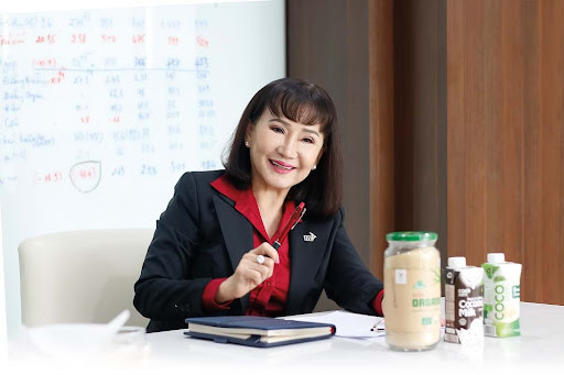 Bà Đặng Huỳnh Ức My được bổ nhiệm vị trí Phó Chủ tịch TTC Sugar giàu cỡ nào? - Hình 2 Ba Dang Huynh Uc My duoc bo nhiem vi tri Pho Chu tich TTC Sugar giau co nao?-Hinh-2