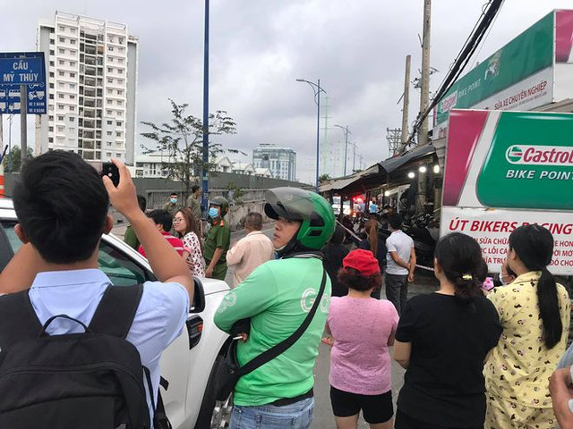 Hiện trường vụ cháy nhà ở Thủ Đức khiến 6 người trong gia đình tử vong thương tâm - Hình 3 Hien truong vu chay nha o Thu Duc khien 6 nguoi trong gia dinh tu vong thuong tam-Hinh-3