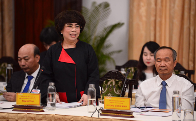 Các tỷ phú kiến nghị gì với Thủ tướng trong buổi gặp gỡ doanh nhân? - Hình 3 Cac ty phu kien nghi gi voi Thu tuong trong buoi gap go doanh nhan?-Hinh-3