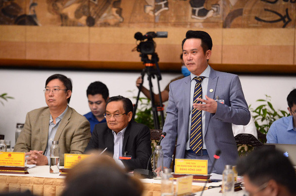 Các tỷ phú kiến nghị gì với Thủ tướng trong buổi gặp gỡ doanh nhân? - Hình 4 Cac ty phu kien nghi gi voi Thu tuong trong buoi gap go doanh nhan?-Hinh-4