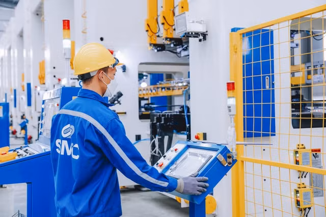 Dai gia buon thep SMC gia han nop BCTC 2024 va lui Dai hoi