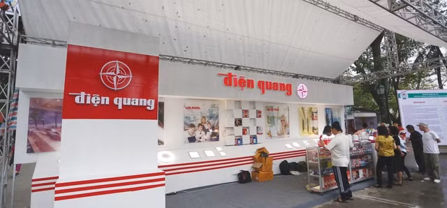 Co phieu DQC 'hung tron combo' canh bao va kiem soat