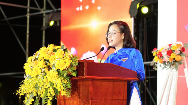 Tây Ninh kỷ niệm 50 năm Ngày Giải phóng miền Nam - Hình 2 Tay Ninh ky niem 50 nam Ngay Giai phong mien Nam-Hinh-2