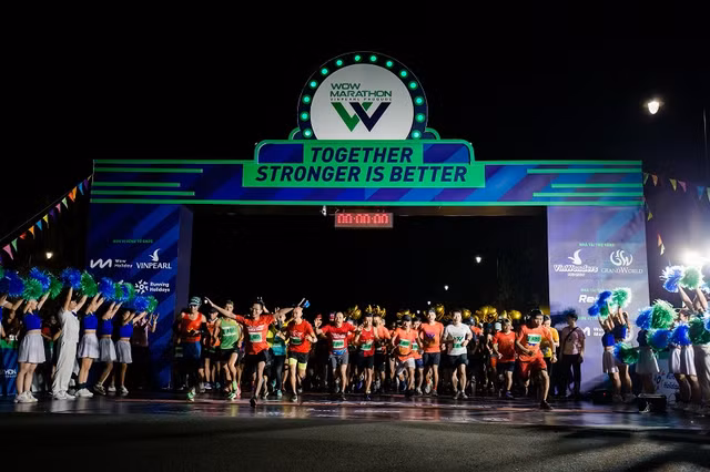 Ve dep thien duong cua duong chay xuyen rung, tua bien tai Vinpearl Phu Quoc