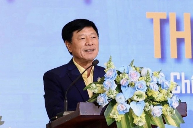 HQC lãi lớn nhưng nợ khủng. HQC lãi lớn nhưng nợ khủng.