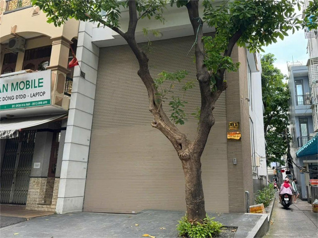 Trụ sở của Nhà thầu nghìn tỷ Nắng Ban Mai tại TPHCM. Ảnh: NP