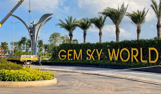 Chu du an Gem Sky World lai giam 79%, no gan 11.300 ty