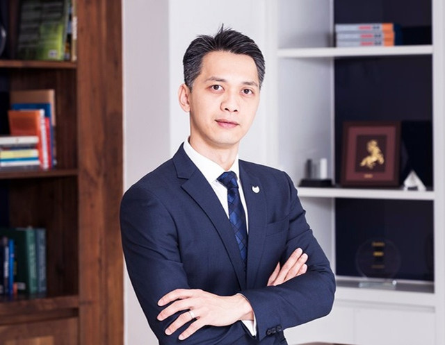 Chủ tịch ACB Trần Hùng Huy 'sinh ra ở vạch đích' là ai? - Hình 3 Chu tich ACB Tran Hung Huy 'sinh ra o vach dich' la ai?-Hinh-3