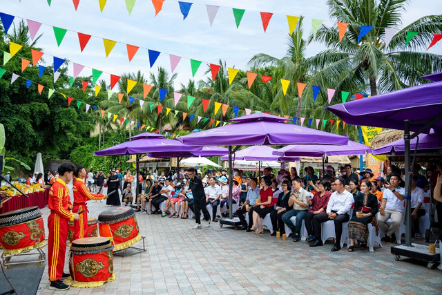 Khai mạc 'Lễ hội đặc sản bản địa' tại VinWonders Nha Trang Khai mac 'Le hoi dac san ban dia' tai VinWonders Nha Trang