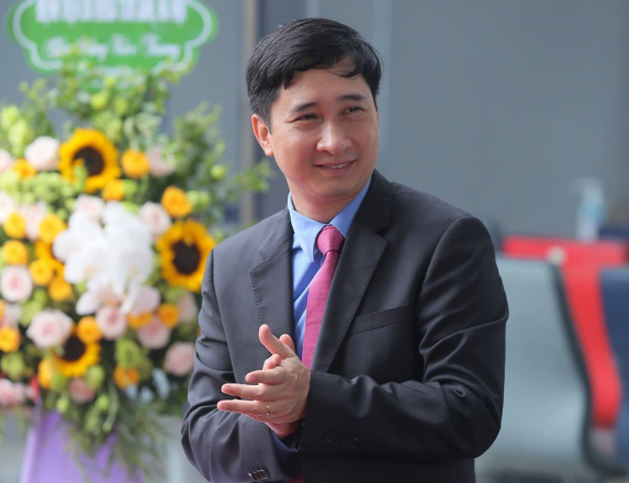 Đại gia ngành Dược Ngô Chí Dũng kinh doanh đình đám nhưng lợi nhuận thấp khó tin? Dai gia nganh Duoc Ngo Chi Dung kinh doanh dinh dam nhung loi nhuan thap kho tin?