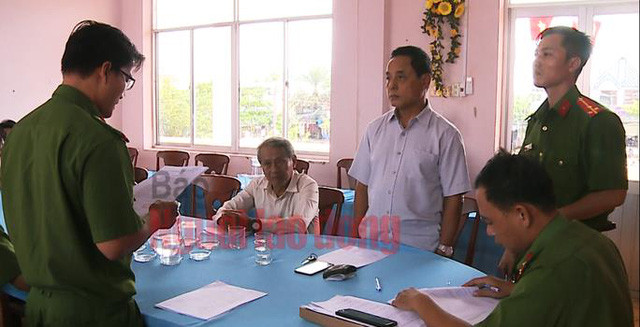 Vợ chồng giám đốc công ty thủy sản lừa đảo chiếm đoạt hơn 100 tỷ đồng của ABBank, ACB và BIDV - Hình 4 Vo chong giam doc cong ty thuy san lua dao chiem doat hon 100 ty dong cua ABBank, ACB va BIDV-Hinh-4
