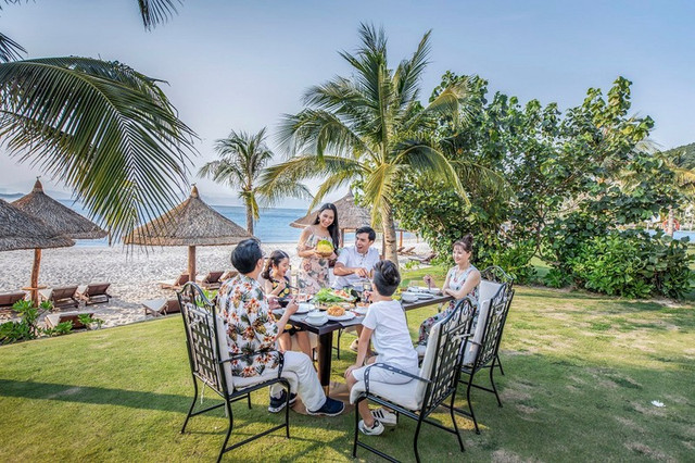 Vinpearl Golf đồng hành cùng CNN quảng bá du lịch Việt Nam - Hình 4 Vinpearl Golf dong hanh cung CNN quang ba du lich Viet Nam-Hinh-4