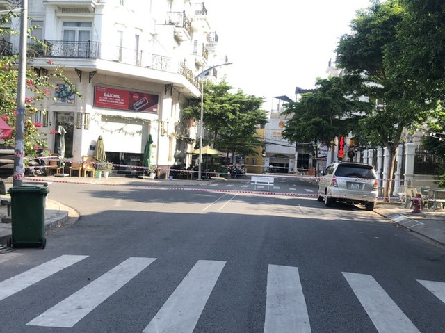 5 căn nhà ở khu dân cư City Land bị phong toả vì có ca nghi mắc COVID-19 - Hình 2 5 can nha o khu dan cu City Land bi phong toa vi co ca nghi mac COVID-19-Hinh-2