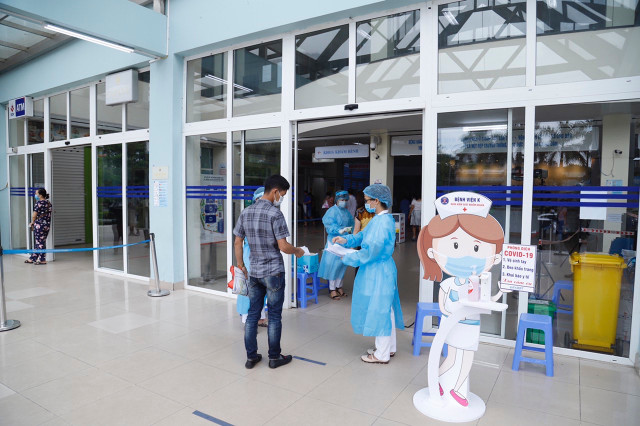 Benh vien K phong toa ca 3 co so sau khi phat hien 10 ca duong tinh COVID-19-Hinh-2